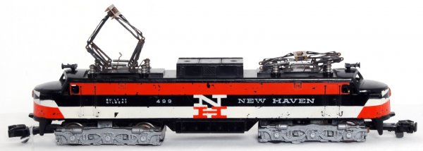 American Flyer S gauge 499 New Haven electric: American Flyer S gauge 499 New Haven electric loco, 1/4 inch hairline in bottom of one nose, C6.