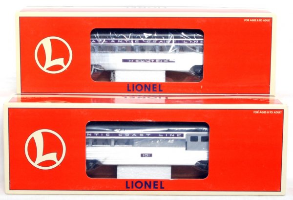 Two Lionel Atlantic Coast Line passenger cars: Two Lionel Atlantic Coast Line passenger cars in original boxes, unrun C9-10. 19155 ACL No.101 combine and 19157 ACL Moultrie coach.
