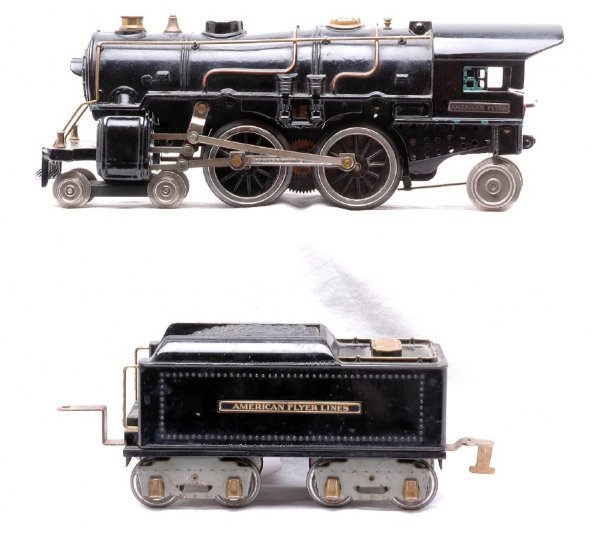 Am Flyer 4672 Combo 4670 Loco 4671 Tender: American Flyer prewar wide gauge 4672 combination with 4670 black cast iron 4-4-2 steam loco and 4671 tender. The wheels and side rods on the loco have been replaced. The green striping on the loco is