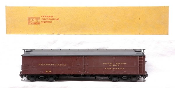 Brass O Scale PRR REA Reefer Painted 2724 MINT: Brass O scale Pennsylvania Railway Express Agency Refrigerator painted and lettered 2724. Car has never been run, C9.