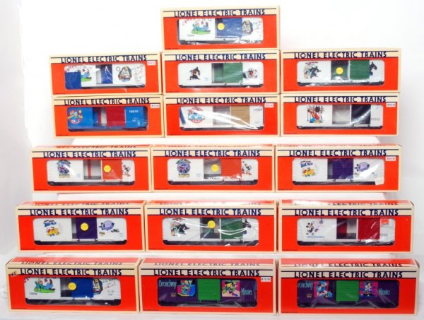 Lionel 19271, 19256, 19262, 19246, 19245, more: Lionel freight cars in original boxes, C7-9. Two 19271 Disney Minnie Mouse Broadway Minnie boxcars, three 19256 Goofy boxcars, 19246 Disney World 20th anniversary boxcar, three 19262 The Perils of Mic
