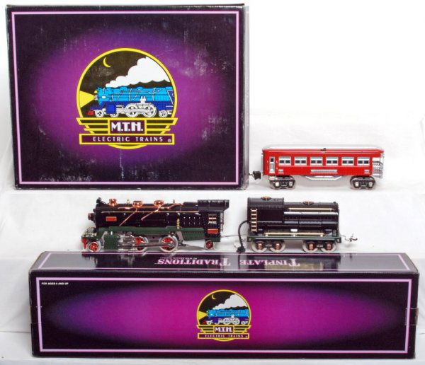 MTH 10-3001 260E and 10-1065 passenger cars: MTH Tinplate Traditions 10-3001-1 Lionel 260E loco, black and green w/brass trim contemporary version with ProtoSmoke and ProtoSound. 10-1065 Tinplate Traditions 600 series 4 car passenger set. Loco l