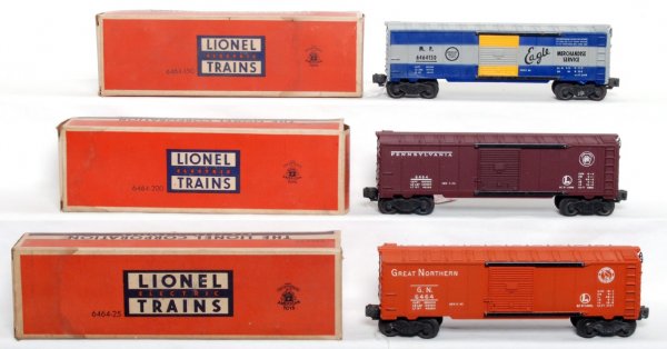 Lionel 6464-150 MP, 6464-200 PRR, 6464-25 OB: Lionel 6464-150 Missouri Pacific, 6464-200 Pennsylvania and 6464-25 Great Northern boxcars, C7. -25 box is worn, -200 and -150 boxes are C7-8.