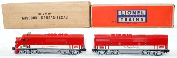Lionel 2245 Texas Special F3 AB units, OB: Lionel 2245 Texas Special F3 AB units, one port hole lens needs replaced, nice C7-8. POB C8, COB has minor clear tape C7.