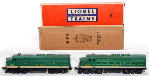 Lionel 2356 Southern F3 AA units, nice, OB: Lionel 2356 Southern F3 AA units, very nice C8+. P OB C8, incorrect insert. T OB has tape, correct insert.