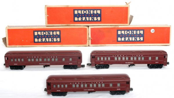 Lionel postwar 2625, 2627, 2628 Madison cars: Postwar Lionel 2625 Irvington coach, 2627 Madison coach and 2628 Manhattan coach, in original boxes, C6-7. Boxes have inserts, almost all flaps are missing and each has an inventory sticker.