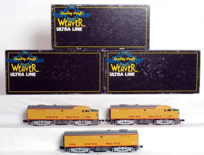 Weaver 6540, 6540LP, 6541 UP FA-2 A-B-A units: Weaver 6540, 6540LP, 6541 UP FA-2 A-B-A units in original boxes with sound, all three are powered units. A units have missing horns and one has a loose porthole lens. B unit has a loose screw. All