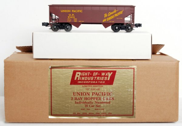 Right of Way Ind. Union Pacific 2 bay hoppers: Right of Way Industries Inc. limited edition Union Pacific 2 bay hopper car set with ten individually numbered cars, ROWI 3003. Cars look C9-10.