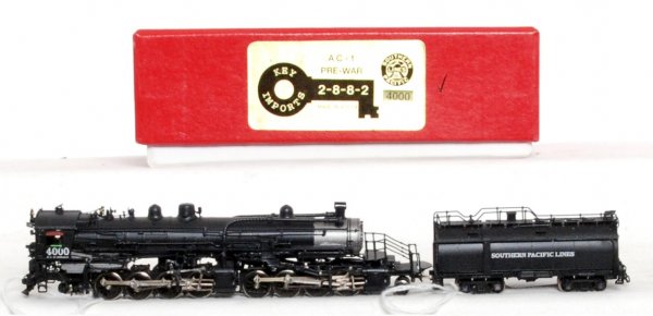 Key Imports brass N scale S.P. AC-1 2-8-8-2: Key Imports brass N scale Southern Pacific AC-1 prewar 2-8-8-2 cab forward steam loco and tender, road number 4000 in original box with good foam, C9-10.