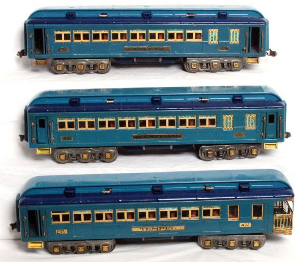 Lionel SG Blue Comet cars 420, 421 and 422: Lionel prewar standard gauge Blue Comet cars including 420 Faye, 421 Westphal and 422 Tempel. Brass trim. Cars are all original, some cleaning and polishing would do wonders, C6 area.