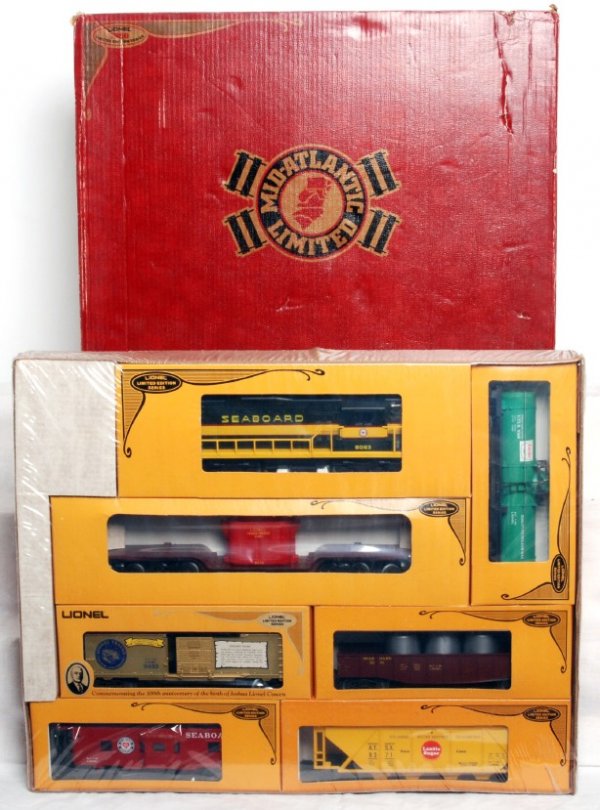 Factory sealed Lionel 1071 Mid-Atlantic Limited se: Factory sealed O gauge Lionel 1071 Mid-Atlantic Limited set consisting of 8063 Seaboard diesel, 9233 transformer car, 9433 boxcar, 9369 Sinclair tank, 9370 Seaboard gondola, 9371 Lantic Sugar hopper a
