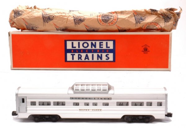 Lionel 2532 Flat Channel Silver Range LN OB: Lionel postwar 2532 aluminum flat channel Silver Range vista dome with name plates glued on in correct OB with coupler protection flaps. Also included is original paper wrap. Aluminum is bright and cl