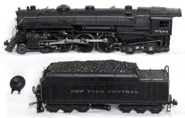 Lionel prewar O gauge 700E 5344 scale Hudson: Lionel prewar O gauge 700E 5344 scale Hudson and 700W tender. Loco looks good but slight bend in center of cab roof overhang, repro boiler front needs the rivets to hold it on, C6 area. Tender is orig