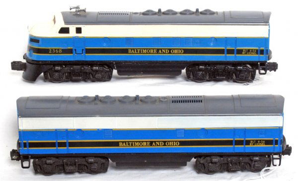 Lionel postwar O 2368 Baltimore and Ohio F3 AB OB: Lionel postwar O gauge 2368 Baltimore and Ohio F3 AB units. Units are a little dirty but will clean to be exceptional and all original C7+. Boxes are C7, no insert on C OB.