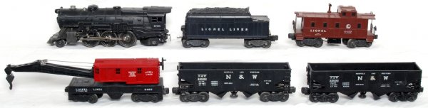 Postwar Lionel 675, 6466W, 6460, 3456, 3456, 6457: Postwar Lionel 675 steam locomotive and 6466W tender with 6460 operating work crane and two 3456 Norfolk and Western operating hoppers and 6457 caboose, C6-7.