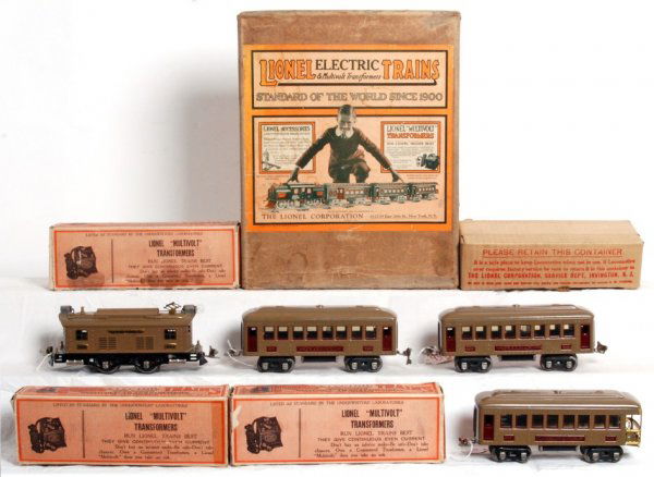 Lionel prewar O gauge set No. 98, 253 mojave OB: Lionel prewar O gauge set No. 98. Nice set box. Trains are mojave 253 with 610, 610 and 612 passenger cars. Very nice C8 set. Car boxes have some tape and missing a few inner flaps, correctly marked.