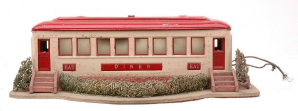 Lionel Prewar 442 Landscaped Diner: Lionel prewar O gauge 442 landscaped Diner with label intact on bottom. Diner should clean to C6.