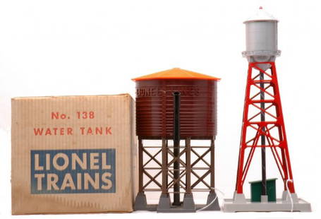 Lionel 138 Water Tower OB 193 Water Tower LN: Lionel postwar 138 water tank in worn OB. Also included is a 193 red industrial water tower. Both are C7-8.