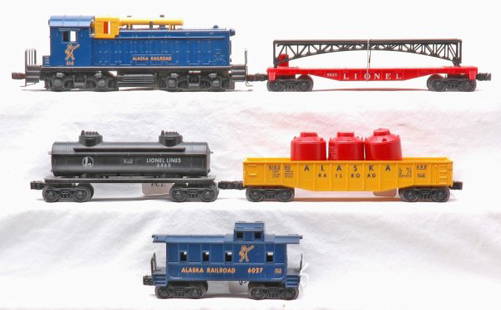 Lionel Alaska Freight Set 1611 614 6825 6162-60: Lionel postwar Alaska freight set no. 1611, circa 1959 including; 614 Alaska NW2 diesel switcher, 6825 Alaska flatcar with trestle, 6162-60 Alaska gondola with three red canisters, 6465 black two