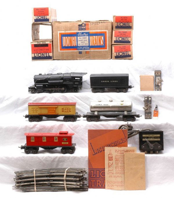Lionel Litho 7003 258 1689T 1679 1680 1682 OBs: Lionel prewar O gauge lithographed freight set no. 7003, circa 1941 in individual OBs and set box containing; 258 black 2-4-2 steam loco with original cardboard insert, 1689T tender, 1679 Baby Ruth bo