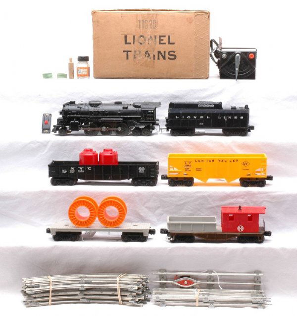 Lionel Set 11620 2029 234T 6402 6476 6130 OB: Lionel postwar uncatalogued promotional freight set no. 11620, circa 1968 in set box containing; 2029 black 2-6-4 steam loco, 234T tender, 6062 black NYC gondola with two red canisters, 6402-50 flatca