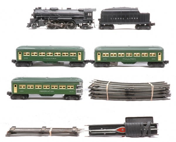 Lionel Gr. 1426WS 2026 6466WX 6440 6440 6441: Lionel postwar two tone green passenger set no. 1426WS, circa 1949 containing; 2026 black 2-6-2 steam loco, 6466WX tender, two 6440 Pullmans, 6441 observation, 6019 remote control track, three straigh
