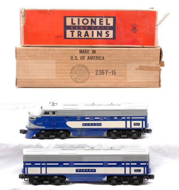 Lionel 2367 Wabash F3 AB Diesel Units OBs: Lionel postwar 2367 Wabash F3 AB diesel units in OBs. There is a very small amount of battery damage on the power unit. The decal has some minor flaking. The power unit frame is C6 and the cab on the