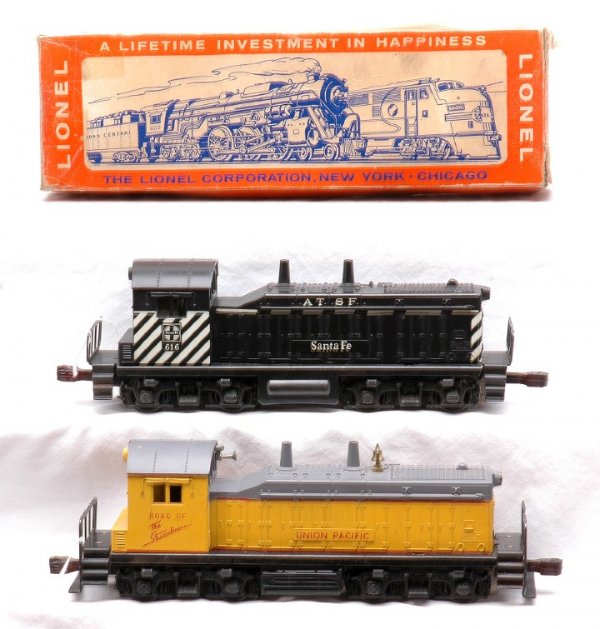 Lionel 613 UP 616 AT&SF Santa Fe NW2 Switchers: Lionel postwar 613 Union Pacific NW2 switcher and a 616 A.T. & S.F. Santa Fe NW2 switcher with open E unit and bell slots in worn OB. The locos are C7.