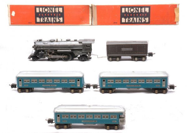 Lionel Blue Set 138W 229 2689W 2640 2640 2641: Lionel prewar O gauge blue passenger set no. 138W, circa 1939 containing; 229 gun-metal 2-4-2 steam loco, 2689W gun-metal tender, two 2640 Pullmans and 2641 observation. The passenger cars have silver
