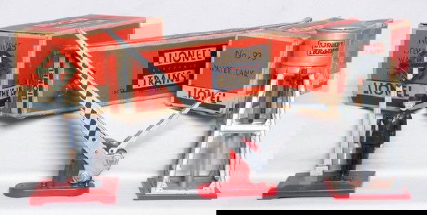 Lionel 93 water tank 152 gate 1045 gateman: Lionel 93 water tank, 152 crossing gate, 1045 gateman, 152 has a couple of touch-up spots O/W they are original C3, a bit dirty. Includes OBs with some missing flaps, tears, and tape.