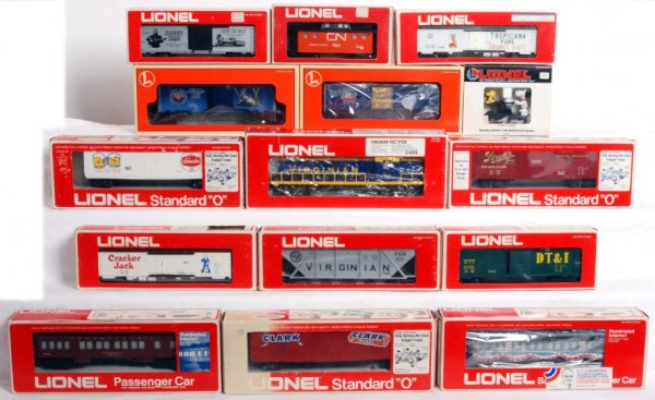 Lionel 8659, 18407, 26214 and eleven others: Lionel 8659 Virginian rectifier, 18407 operating Snoopy and Woodstock handcar, 26214 Celebrate the Century Stamp boxcar, 29227 1998 GG-1 2332 Century Club boxcar, 9861 Tropicana reefer, 9750 DT&I boxc