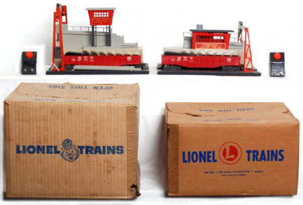 Postwar Lionel No. 342 and No. 345 in OB: Postwar Lionel No. 342 operating culvert loader and No. 345 operating culvert unloader in original boxes, nice C7 area, may clean a little better. Both accessories included a 6342 New York Central cul