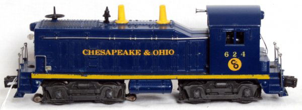 Lionel No. 624 Chesapeake and Ohio NW-2: Postwar O gauge Lionel No. 624 Chesapeake and Ohio NW-2 diesel switcher. Shell is chipped and touched up on both sides at truck mounting screws, nice C6+.