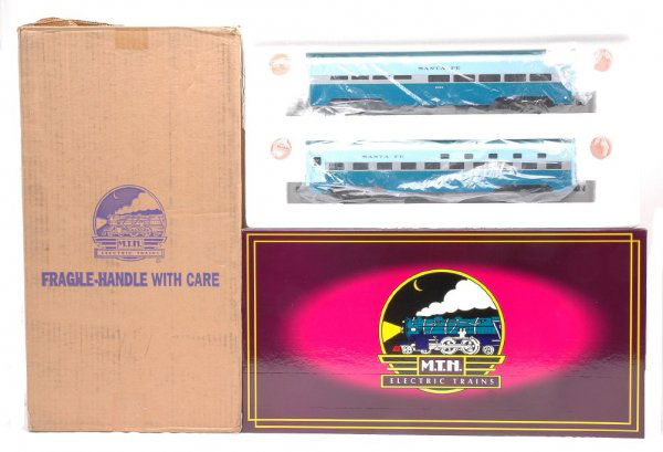 MTH MT-6118 Santa Fe Blue Goose 2-Car Set LN OB: MTH MT-6118 Santa Fe Blue Goose 3-rail 60 foot aluminum sleeper/diner set in OB with outer shipping carton, C8.