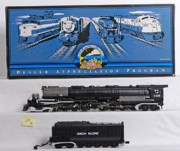 MTH DAP Union Pacific Big Boy: MTH Dealer Appreciation 20-80001a Union Pacific big boy in OB. Loco features Protosounds, Protosmoke, Protocoupler and much more. Loco is in OB. Loco is C8+ with some minor run time, how ever loco has