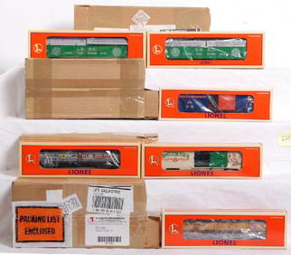 11 modern Lionel LRRC, CTT, freight cars (1 of 3)