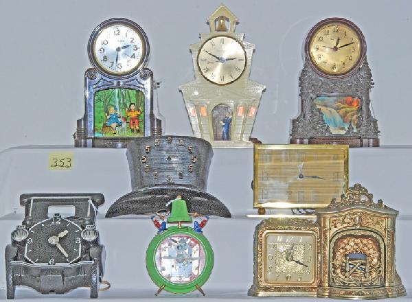 Lot of eight vintage wall and desk/table clocks: Lot of eight vintage wall and desk/table clocks. Four Master Crafters, one United, one Busy boy windup alarm clock and a Spartus with no hands. Please view the photographs for the best description and