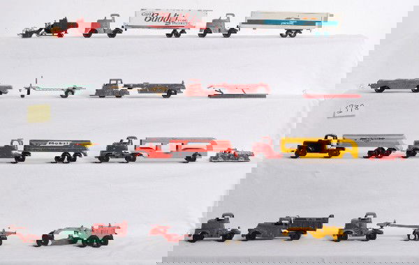 Large lot of diecast toy vehicles, cars, trucks, p: Large lot of diecast toy vehicles, cars, trucks, planes, trains, buses, trailers and some construction vehicles and such. Midge Toys, Tootsietoy, Lesney, Ralstoy, Goodee, Hubley Kiddee Toy, Winross, D