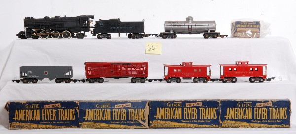 American Flyer 312, 625, 632, 629, 630, 638: Postwar American Flyer S gauge 312 4-6-2 diecast steam locomotive with PRR American Flyer Lines SIT smoke in tender, 625 Shell tank, 632 LNE hopper, 629 Missouri stock car, 630 Reading caboose, 638 Am