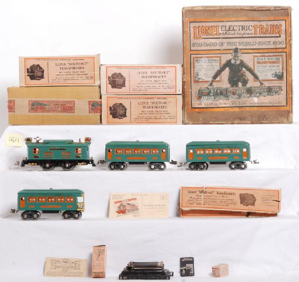 Lionel prewar boxed 296 set 253, 607, 607, 608 in: Prewar Lionel No. 296 O gauge passenger set with 253 electric loco, two 607 Pullman coaches and a 608 observation, all in original boxes. Trains look very clean and shiny C7-8. Loco box looks, C9 area