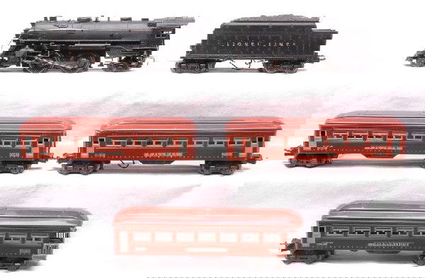 Lionel Outfit 838W 229 02666W two 2642 2643: Lionel prewar O gauge outfit no. 838W, circa 1941 containing; 229 black 2-4-2 steam locomotive, 02666W tender, two 2642 Pullman cars and 2643 observation car. The passenger cars are Tuscan with gray w