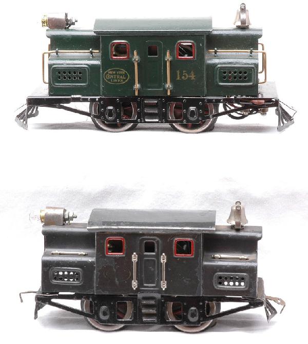 Lionel 152 Gray 154 Dark Green NYC Lines Locos: Lionel prewar O gauge 152 gray New York Central Lines gray 0-4-0 electric loco with nickel trim and a 154 New York Central Lines dark green 0-4-0 electric loco with brass trim. Both locos have paint t