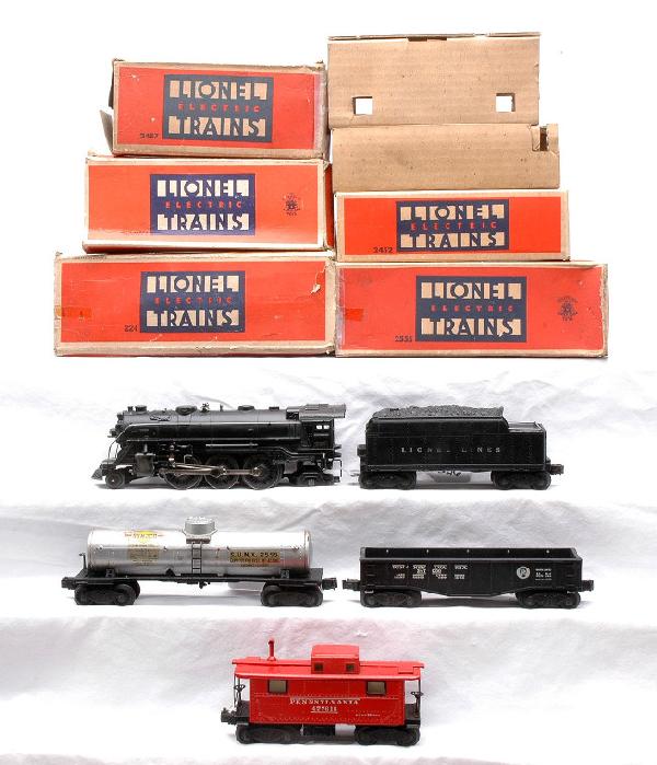 Lionel Postwar Freight Set no. 2101W Boxed: Lionel postwar freight set no. 2101W, circa 1946 in individual OBs including; 224 black 2-6-2 steam loco, 2466WX tender, 2452 black Pennsylvania gondola, 2555 Sunoco tank and a 2457 Pennsylvania caboo