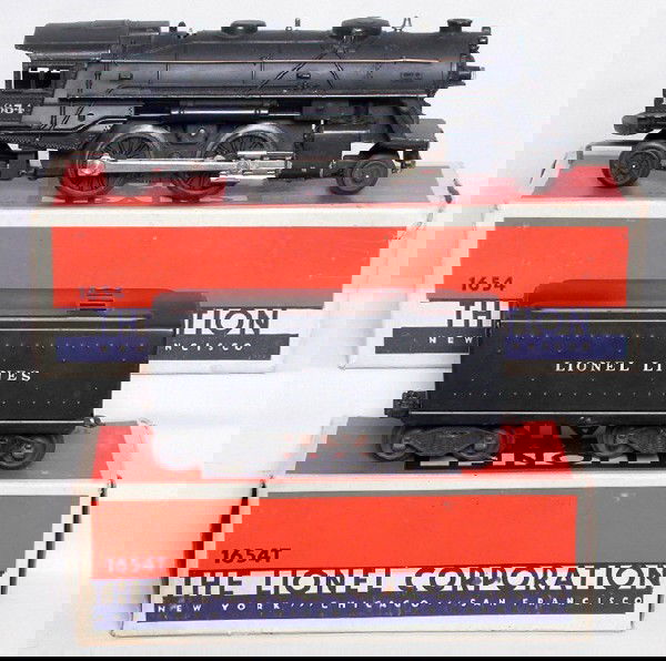 Lionel 1654 2-4-2 and 1654T tender, OBs.: Lionel 1654 2-4-2 and 1654T tender, engine has a few small paint chips, C5, includes OBs, engine box includes insert but endflaps are missing.