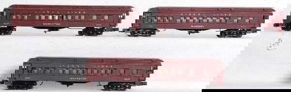 Lionel No. 2625, 2627 and 2628 Madison cars: Postwar O gauge Lionel No. 2625 Irvington Pullman, 2627 Madison Pullman and 2628 Manhattan Pullman, passenger cars. 2625 has a cracked roof, C6+, 2627 clean C8 and 2628 should clean C6+.