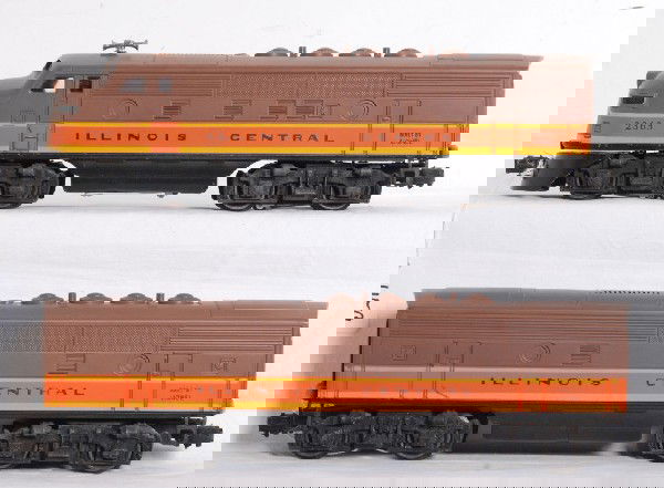 Black lettered Lionel No. 2363 Illinois Central F3: Postwar O gauge black lettered Lionel No. 2363 Illinois Central F3 diesel A-B units. A unit is test run, B unit is unrun. Both units look exceptional C8+.