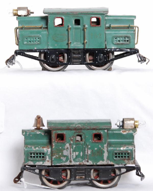 Prewar O gauge Lionel No. 150 and No. 152 locos: Prewar O gauge Lionel No. 150 and No. 152 New York Central Lines center cab electric locos,missing trim, C5.