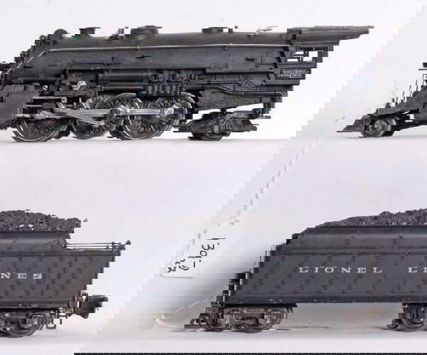 Lionel No. 225E steam loco and 2235W tender: Prewar O gauge Lionel No. 225E steam locomotive with No. 2235W tender with whistle missing coupler key. Train looks real nice C7 area.