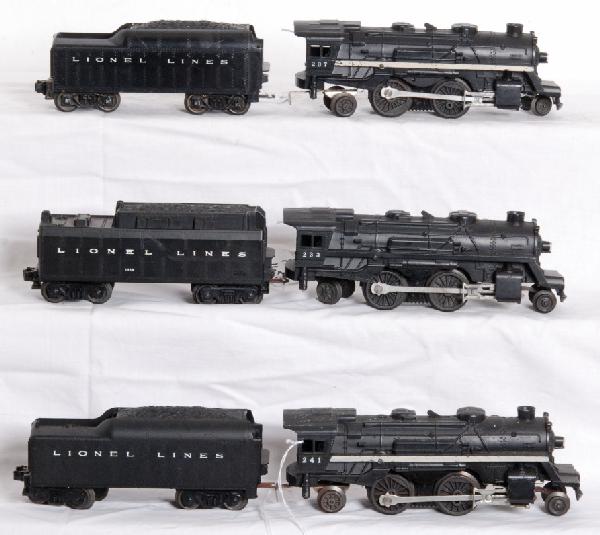 Lionel Postwar 233, 237, 241 locos and tenders: Lionel Postwar O Gauge 233 loco with 233W tender. 237 loco with 1130T type tender. 241 loco with 1130t type tender. C6 area.