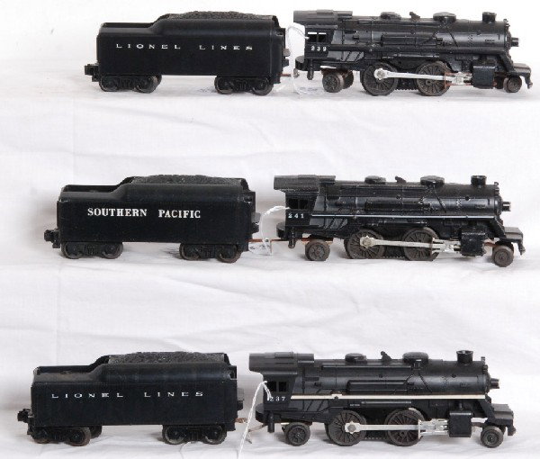 Lionel Postwar Locos 237, 239, 241 with tenders: Lionel Postwar O Gauge 237, 239, and 241 steam locos with tenders C6-7.